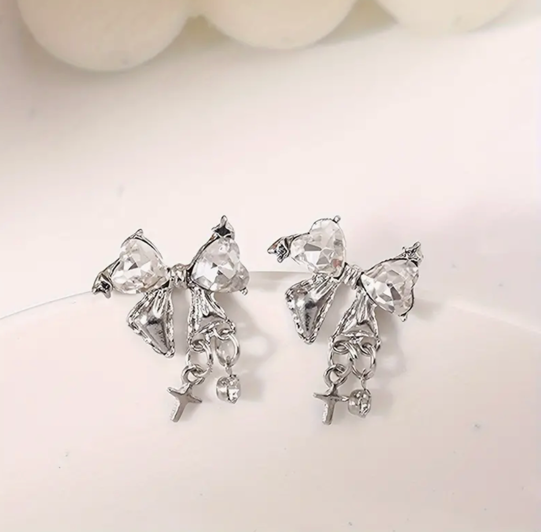 Ballet-Core Sparkly Bow Stud Earrings