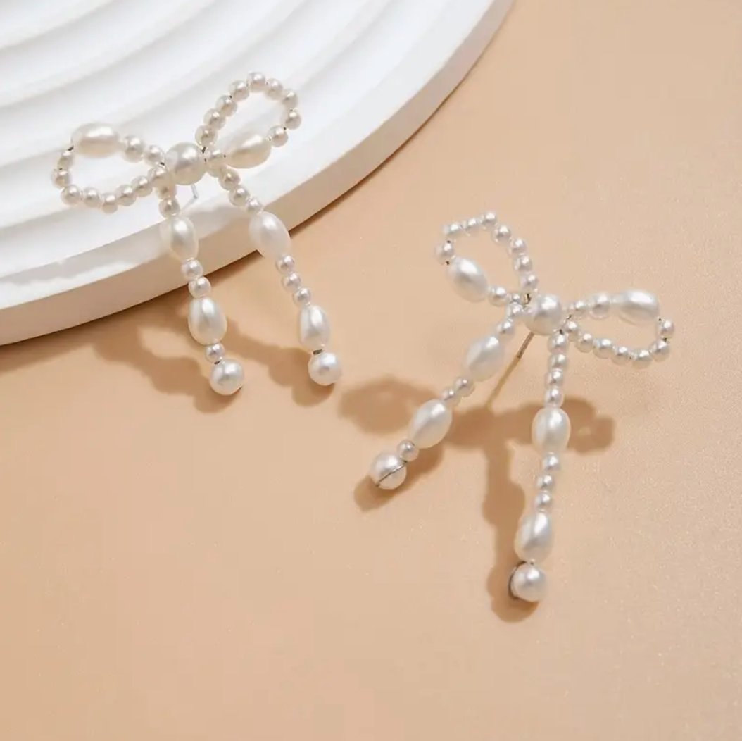 Kawaii Pearl Bow Earrings