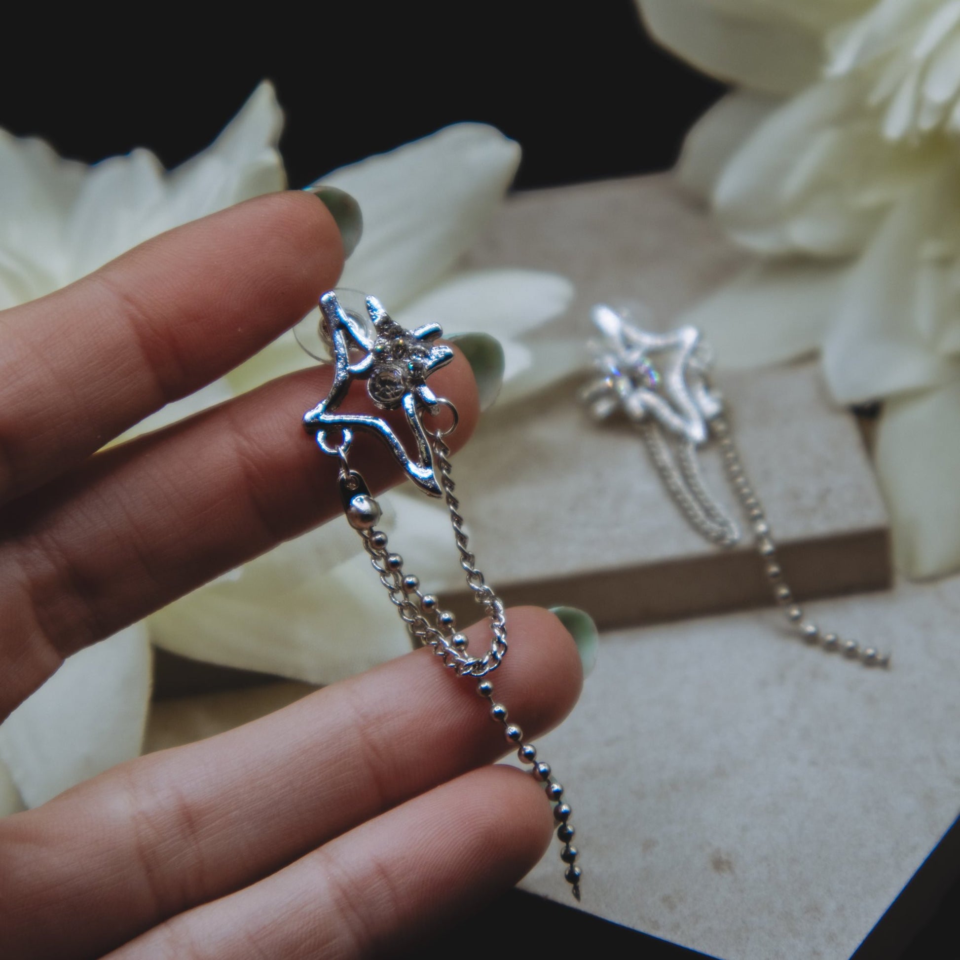 Star K-Pop Chain Earrings