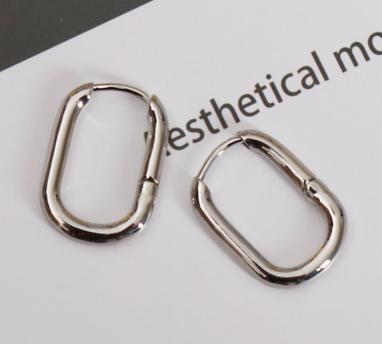 Chunky Oblong Hoop Earrings - Miruku Store - Earrings